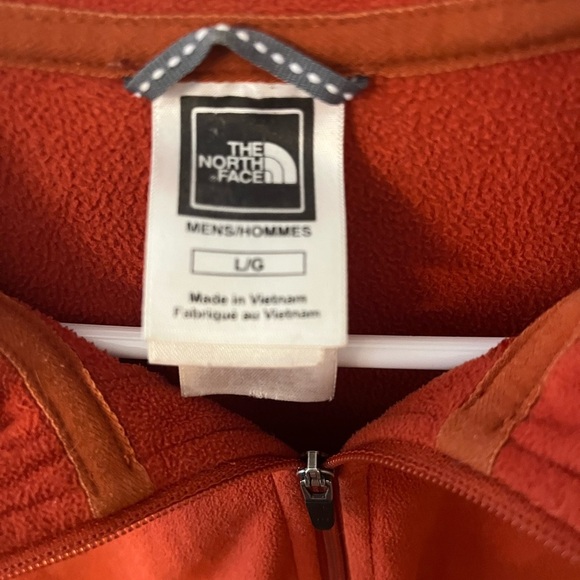 The North Face Vibrant Red Fleece Pullover - Picture 4 of 5
